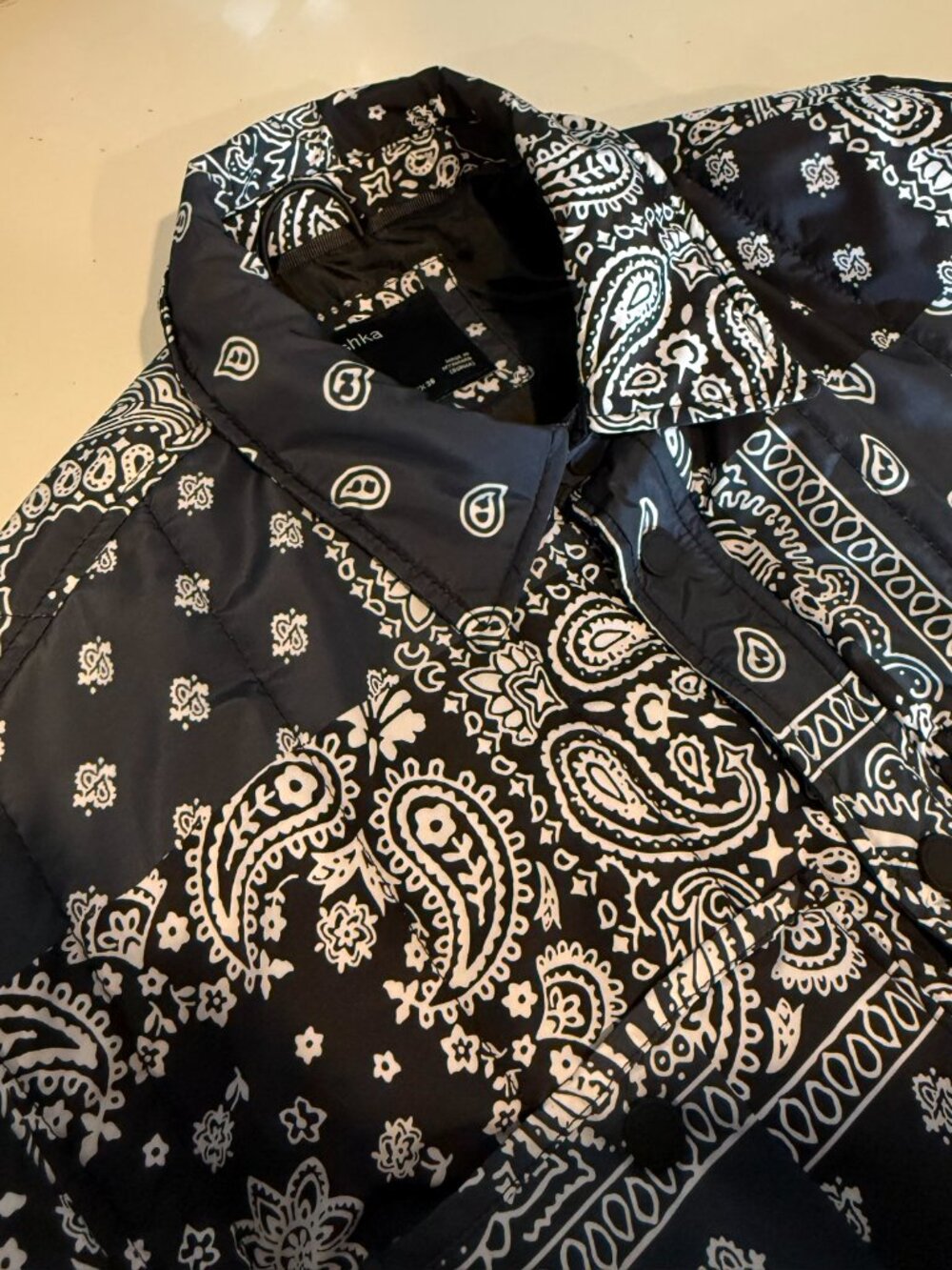 Bershka Bandana Print Padded Puffer Jacket - Picture 11 of 12